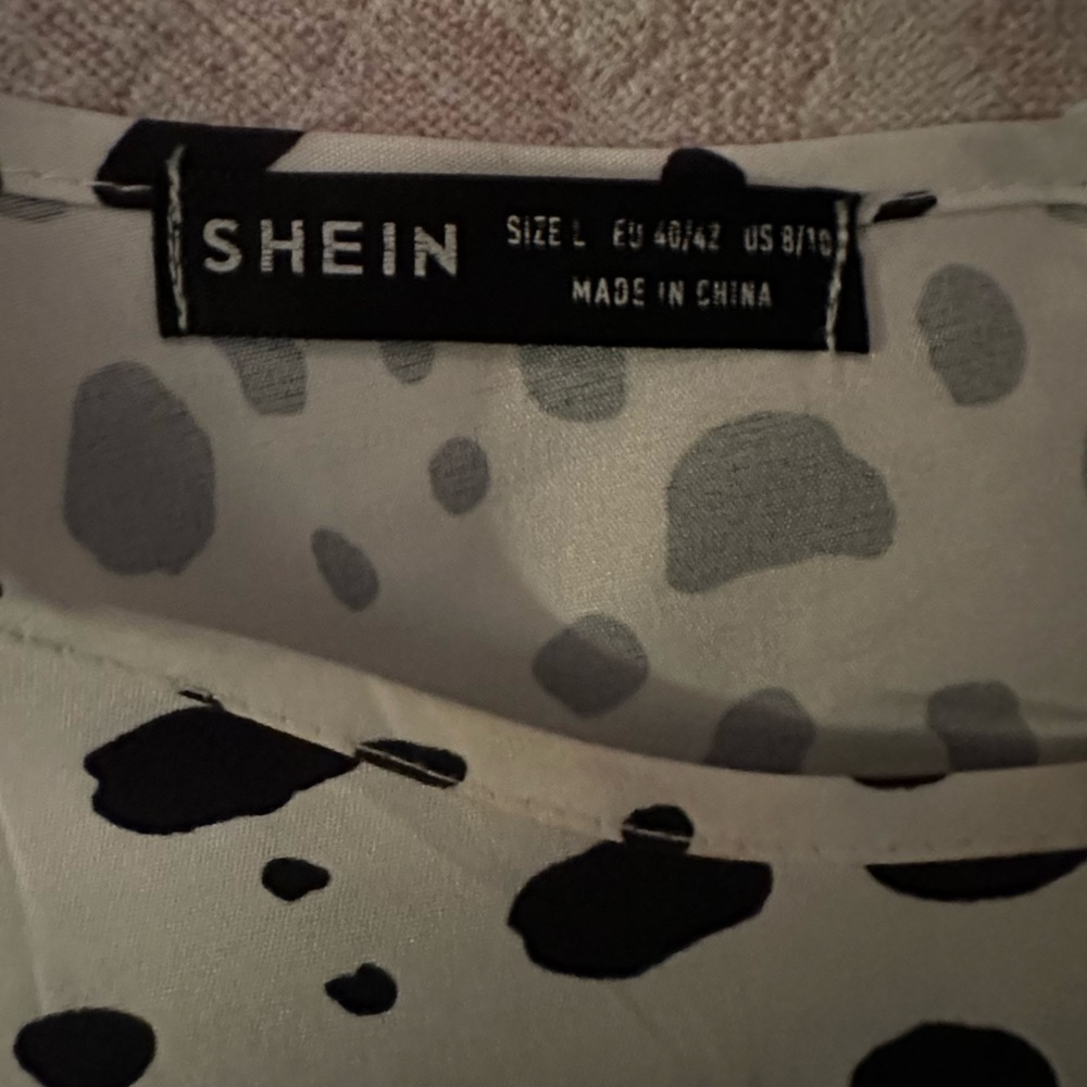 Women’s Large SHEIN Dress - Picture 2 of 2